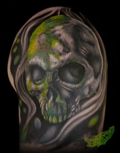 skull moss tattoo