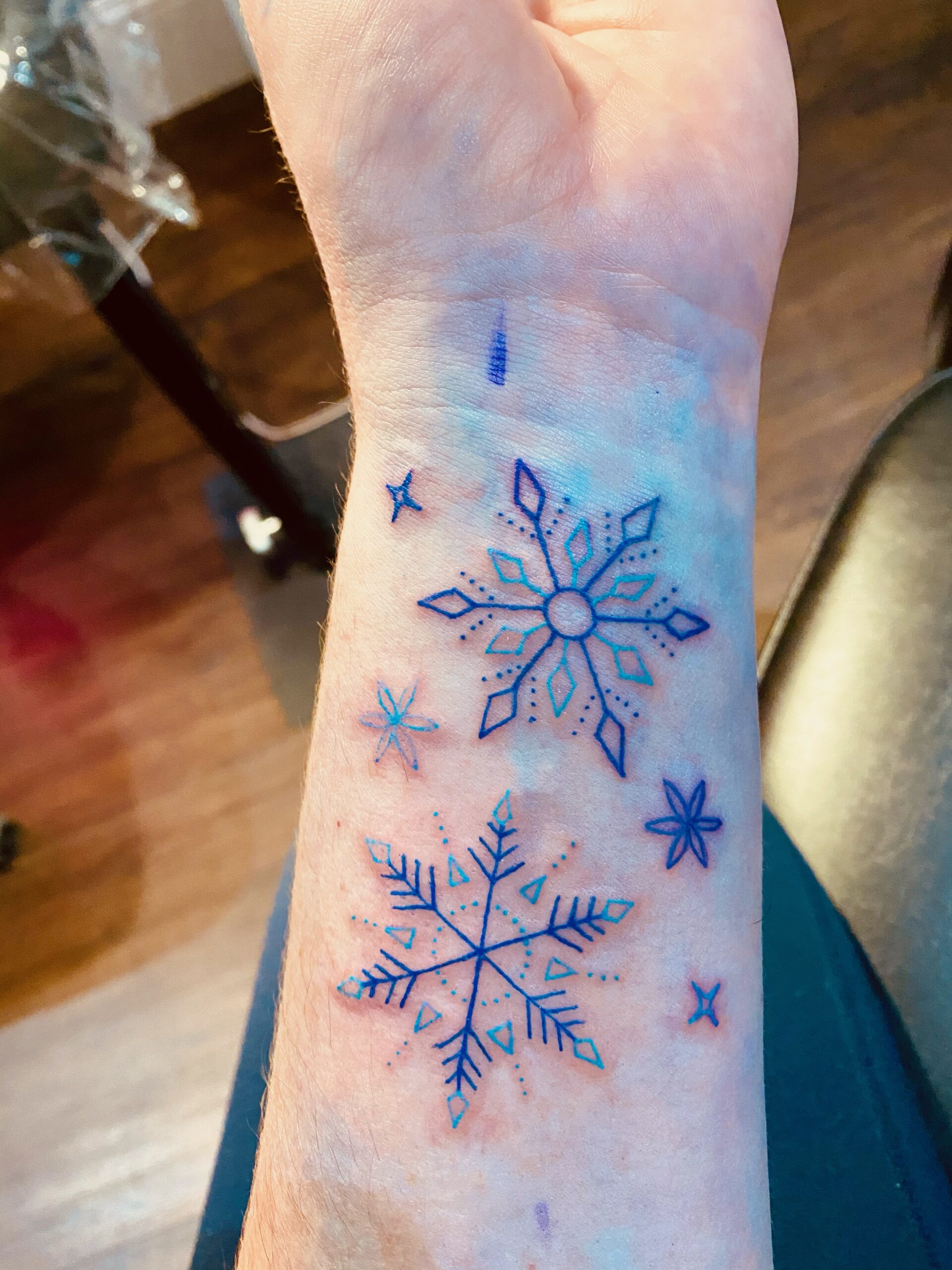 Snowflake Tattoo Henna Drawing, Blue Snowflake, white, winter, snowflakes  png | PNGWing